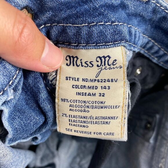 Miss Me Womens Size 27 Mid Rise Boot Jeans Rhinestone Cross Distressed MP6224BV - Picture 8 of 9